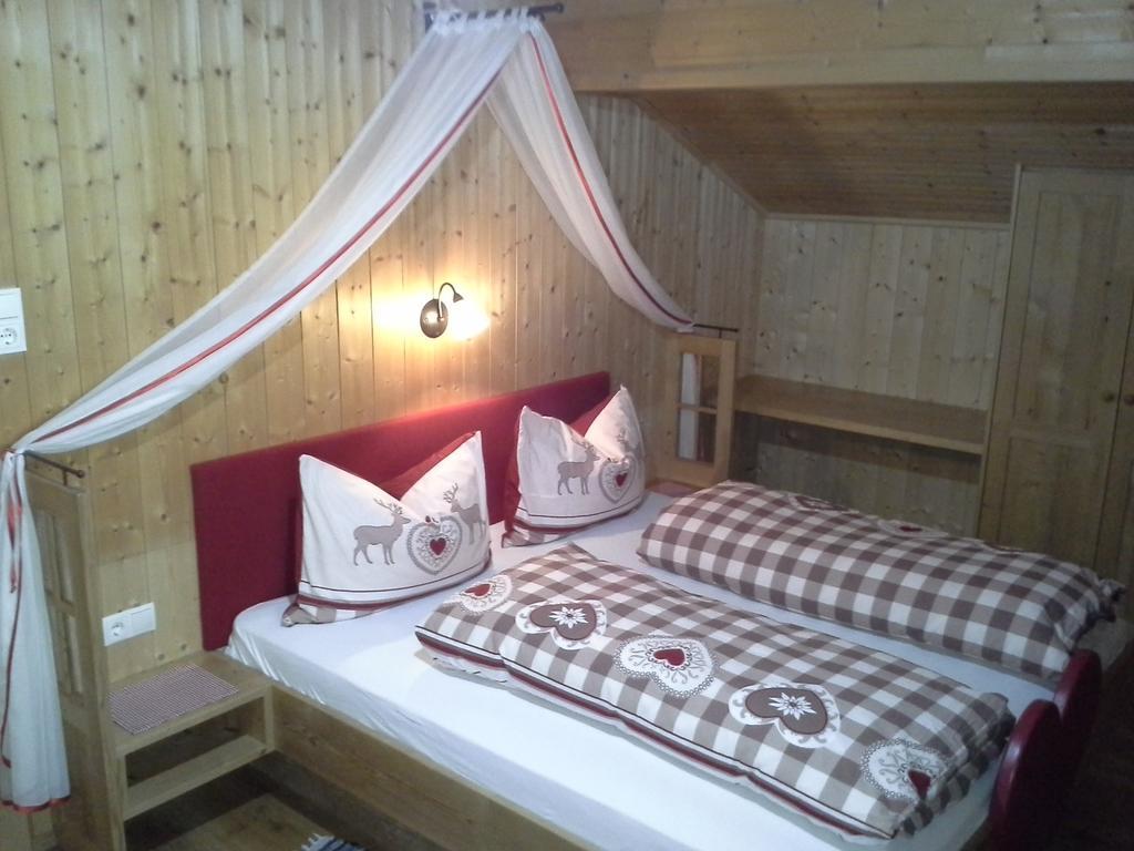 Berggasthaus Agritur Moserhof Braies  Ruang foto