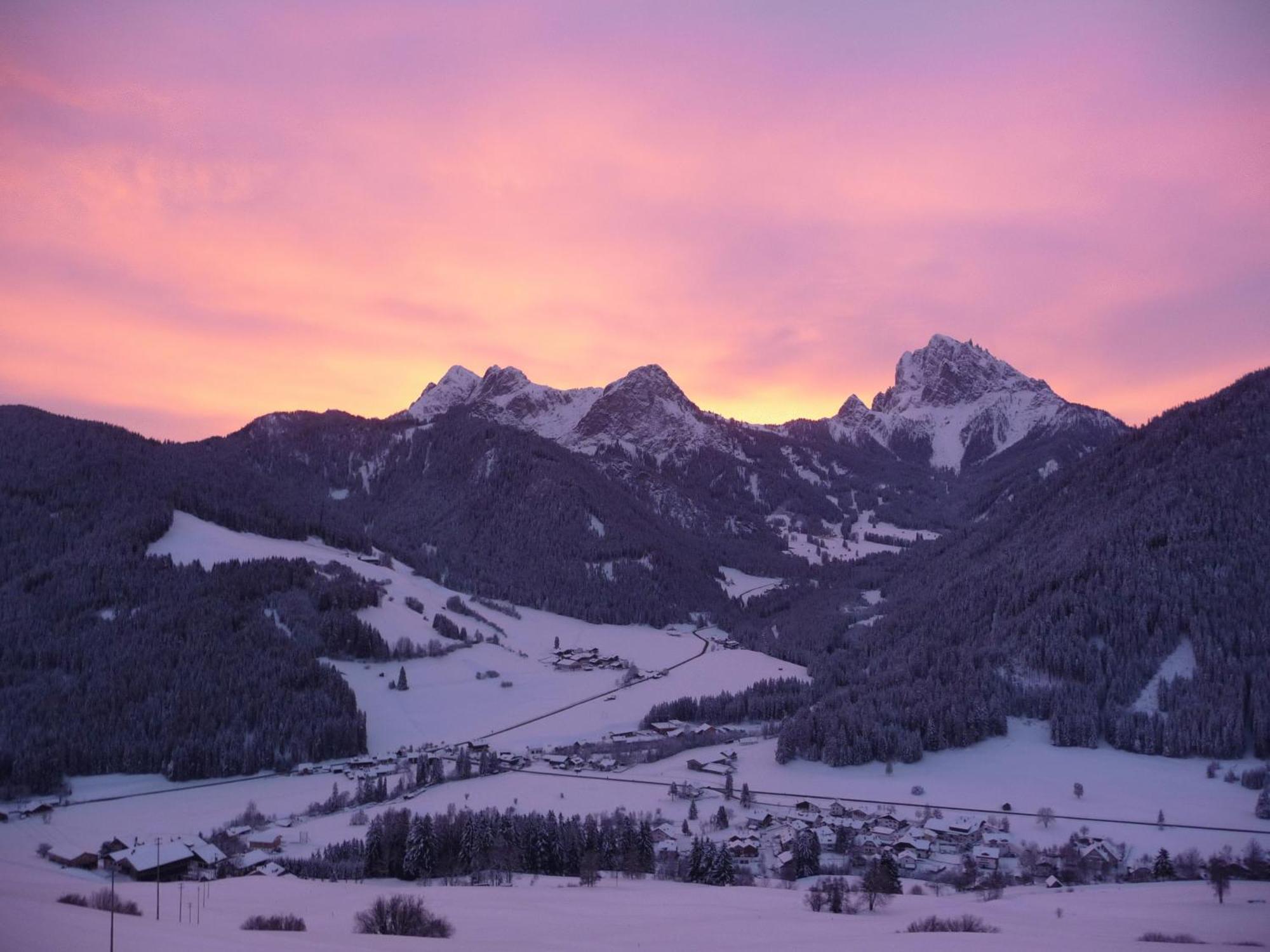 Berggasthaus Agritur Moserhof Braies  Bagian luar foto