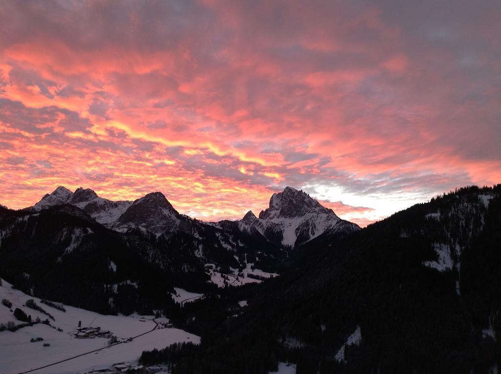 Berggasthaus Agritur Moserhof Braies  Bagian luar foto