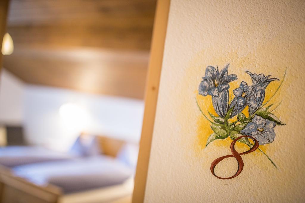 Berggasthaus Agritur Moserhof Braies  Bagian luar foto